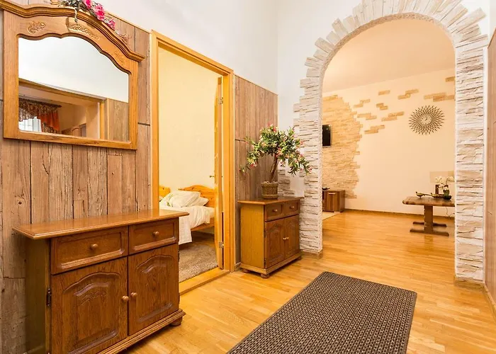 Apartment Orchid Old Town *